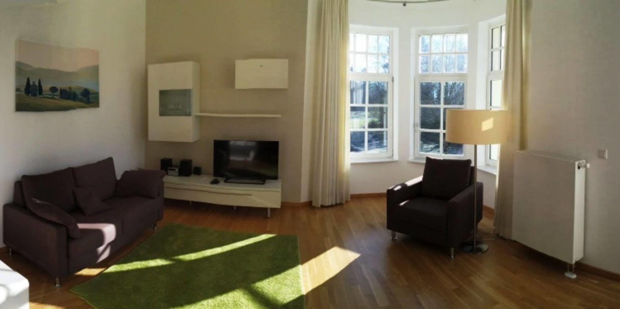 Appartements Am Kurpark 바트피르몬트 외부 사진